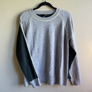 Aqua Cashmere Women’s Colorblock Sweater M